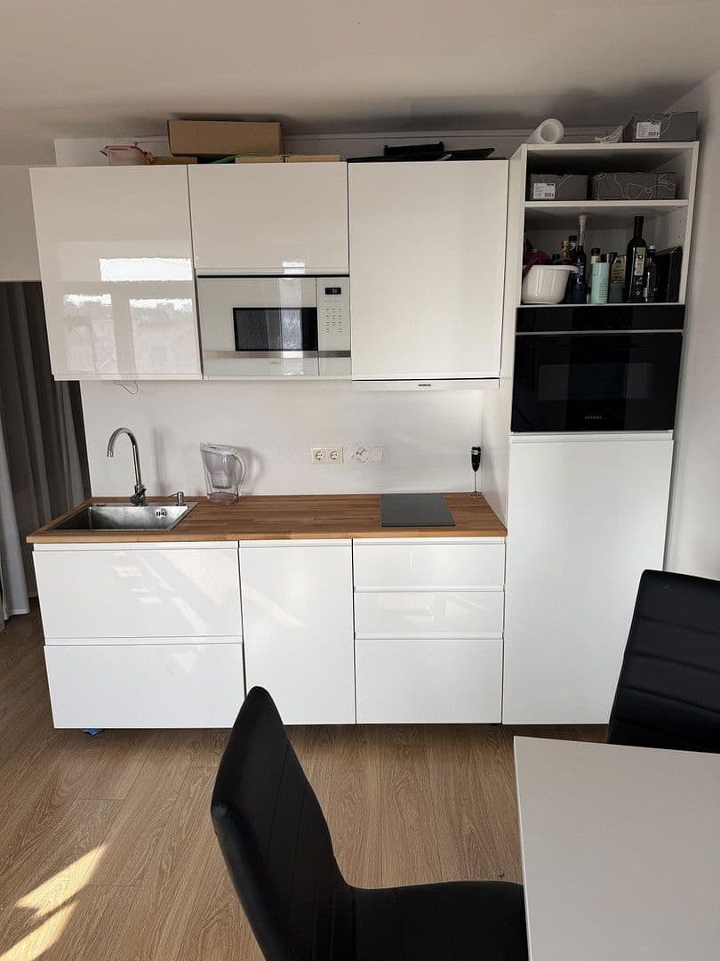 Prodej bytu 1+1 27 m², Bismarckstraße 88, Berlin, Berlín Prodej bytu 1+1 27 m², Bismarckstraße 88, Berlin, Berlín