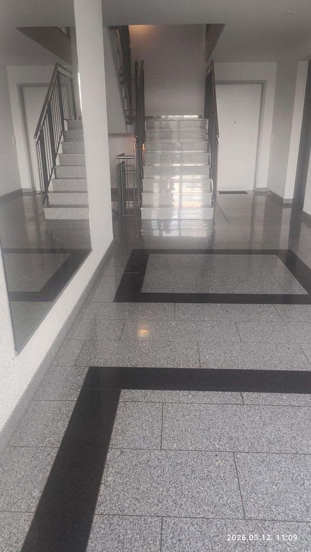 Pronájem bytu 2+1 68 m², An der Lindenallee 24, Frankfurt am Main, Hessen Pronájem bytu 2+1 68 m², An der Lindenallee 24, Frankfurt am Main, Hessen