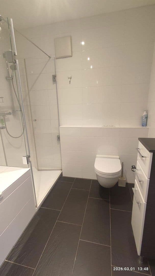 Pronájem bytu 2+1 68 m², An der Lindenallee 24, Frankfurt am Main, Hessen Pronájem bytu 2+1 68 m², An der Lindenallee 24, Frankfurt am Main, Hessen