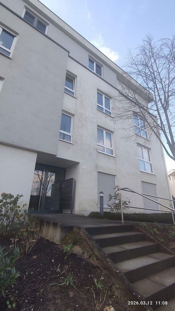 Pronájem bytu 2+1 68 m², An der Lindenallee 24, Frankfurt am Main, Hessen Pronájem bytu 2+1 68 m², An der Lindenallee 24, Frankfurt am Main, Hessen