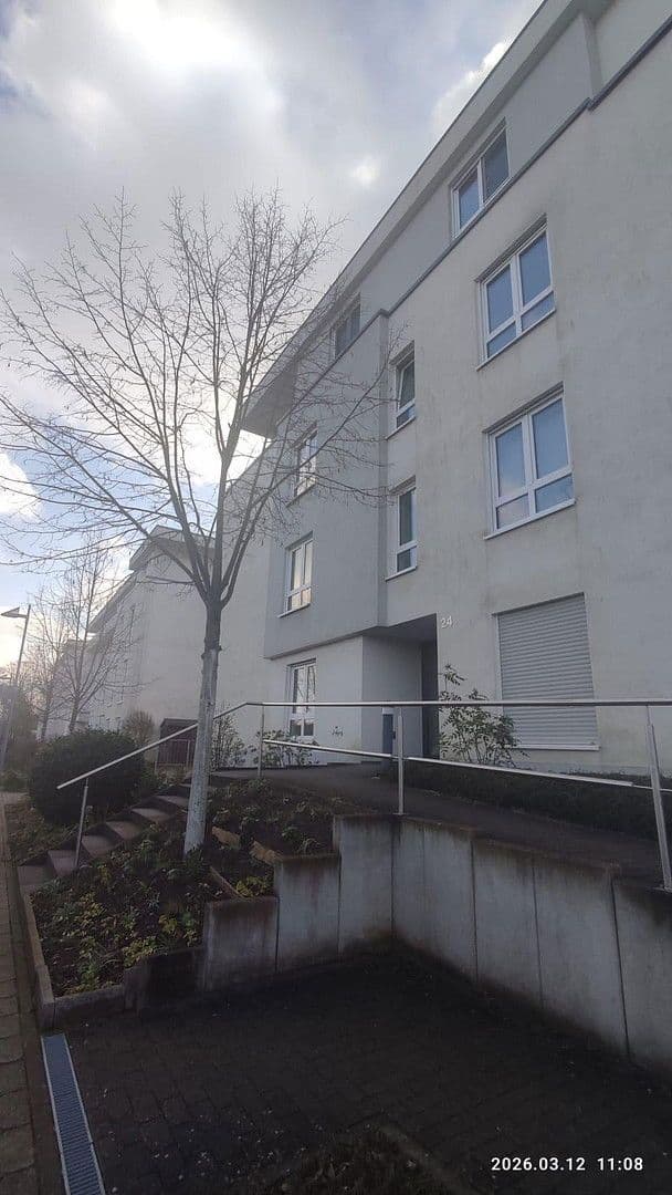 Pronájem bytu 2+1 68 m², An der Lindenallee 24, Frankfurt am Main, Hessen Pronájem bytu 2+1 68 m², An der Lindenallee 24, Frankfurt am Main, Hessen