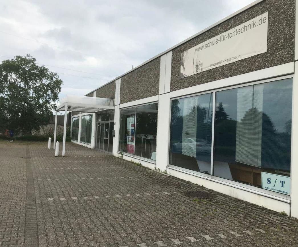 Pronájem kanceláře 825 m², Wuppertal, Severní Porýní-Vestfálsko Pronájem kanceláře 825 m², Wuppertal, Severní Porýní-Vestfálsko