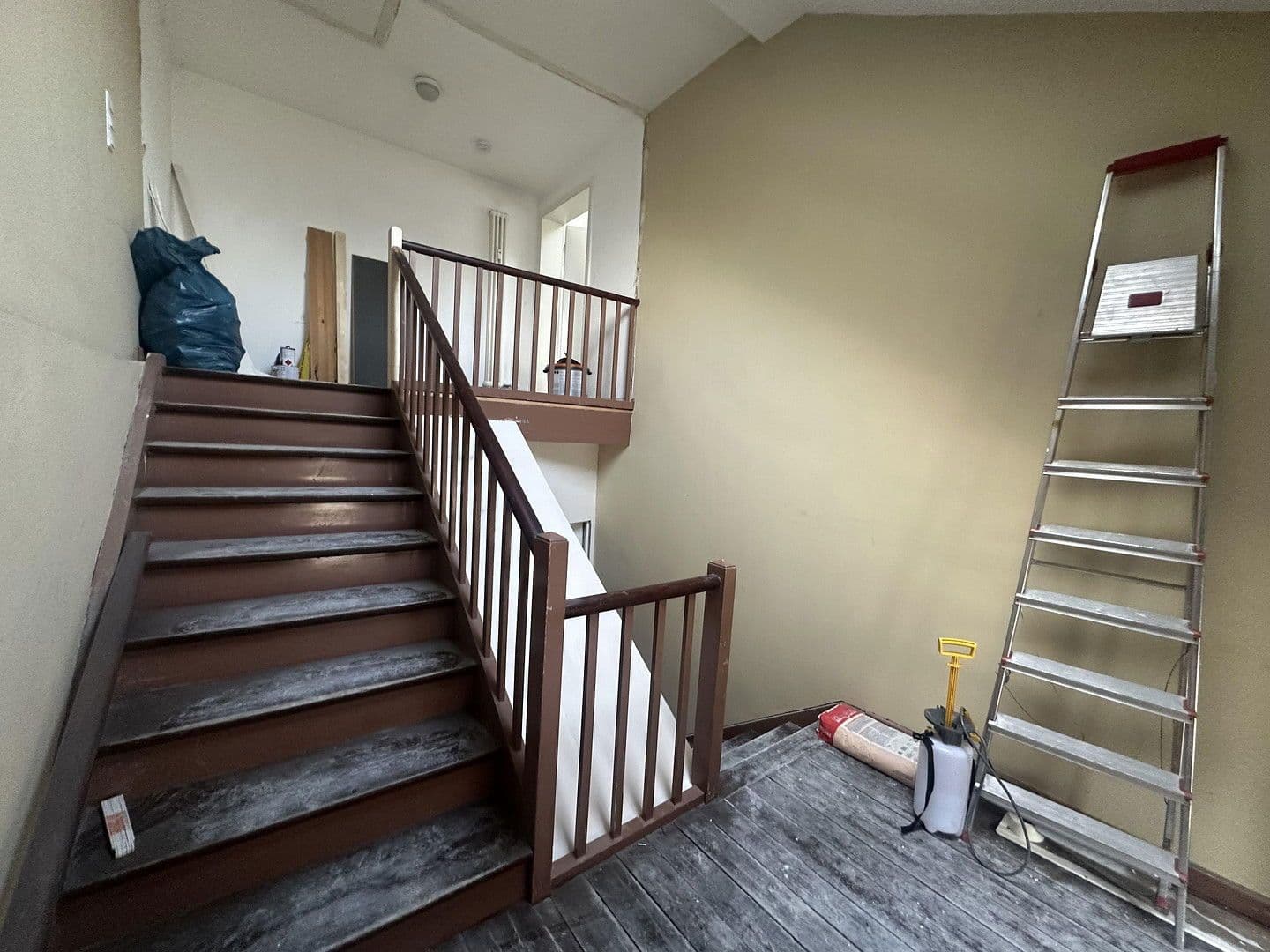 Pronájem bytu 4+kk 132 m², Mannheim, Bádensko-Württembersko Pronájem bytu 4+kk 132 m², Mannheim, Bádensko-Württembersko