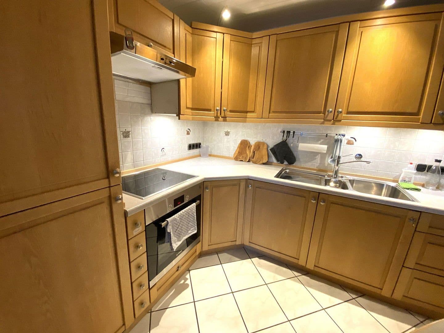 Pronájem bytu 3+1 85 m², Kraienbruch 52, Essen, Severní Porýní-Vestfálsko Pronájem bytu 3+1 85 m², Kraienbruch 52, Essen, Severní Porýní-Vestfálsko