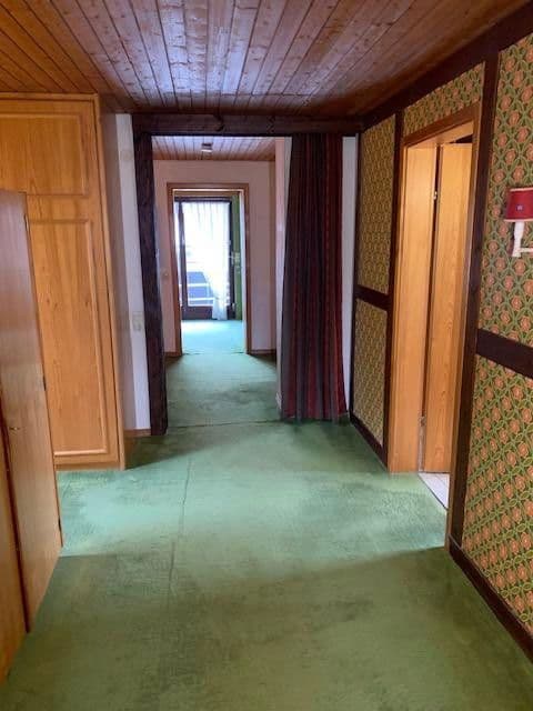 Prodej domu 190 m², pozemek 1.374 m², Reutlingen, Bádensko-Württembersko Prodej domu 190 m², pozemek 1.374 m², Reutlingen, Bádensko-Württembersko