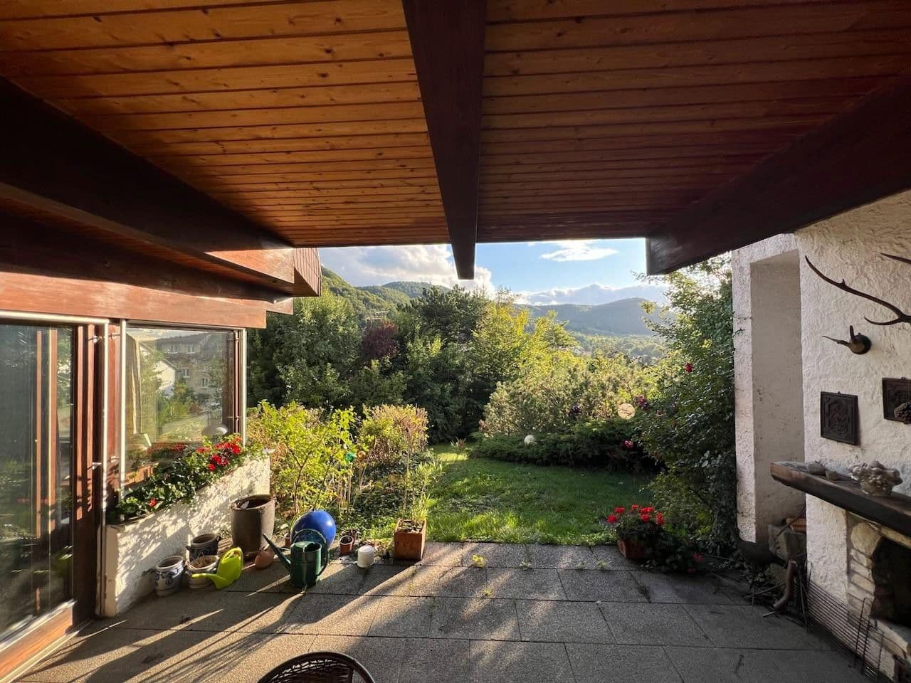 Prodej domu 190 m², pozemek 1.374 m², Reutlingen, Bádensko-Württembersko Prodej domu 190 m², pozemek 1.374 m², Reutlingen, Bádensko-Württembersko