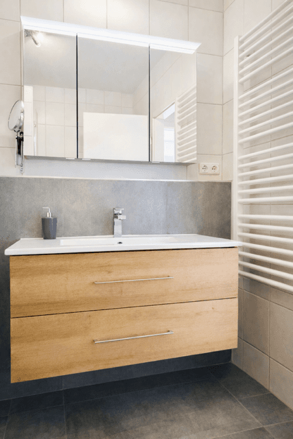 Prodej domu 131 m², pozemek 158 m², Liederbach am Taunus, Hessen Prodej domu 131 m², pozemek 158 m², Liederbach am Taunus, Hessen