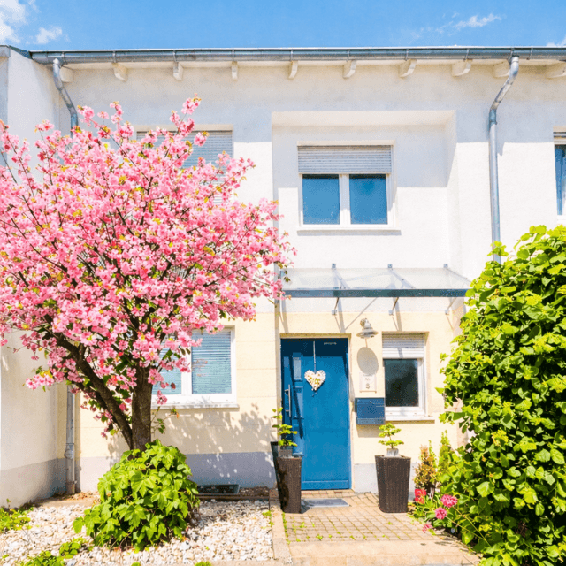 Prodej domu 131 m², pozemek 158 m², Liederbach am Taunus, Hessen Prodej domu 131 m², pozemek 158 m², Liederbach am Taunus, Hessen