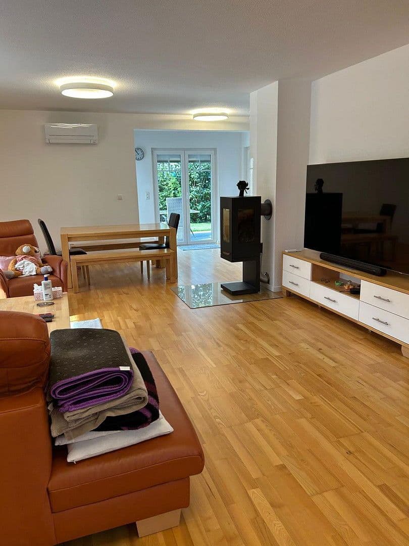 Prodej domu 133 m², pozemek 502 m², Kladow, Berlín Prodej domu 133 m², pozemek 502 m², Kladow, Berlín