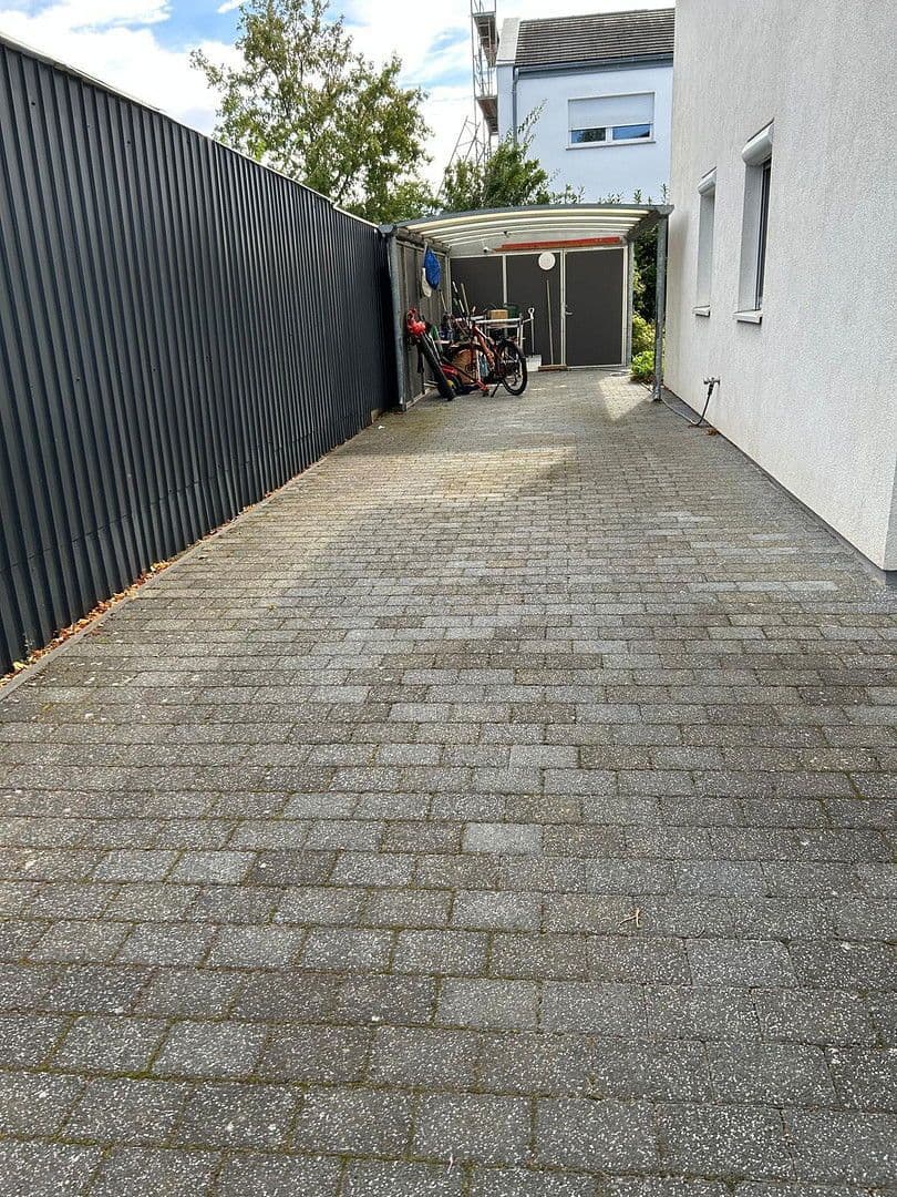 Prodej domu 133 m², pozemek 502 m², Kladow, Berlín Prodej domu 133 m², pozemek 502 m², Kladow, Berlín