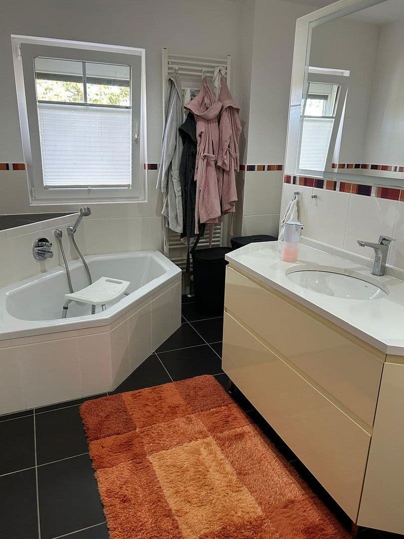 Prodej domu 133 m², pozemek 502 m², Kladow, Berlín Prodej domu 133 m², pozemek 502 m², Kladow, Berlín