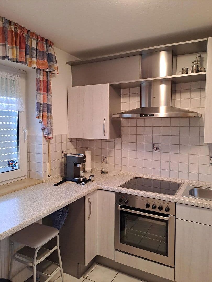 Pronájem bytu 4+1 90 m², Adelsdorf, Bavorsko Pronájem bytu 4+1 90 m², Adelsdorf, Bavorsko