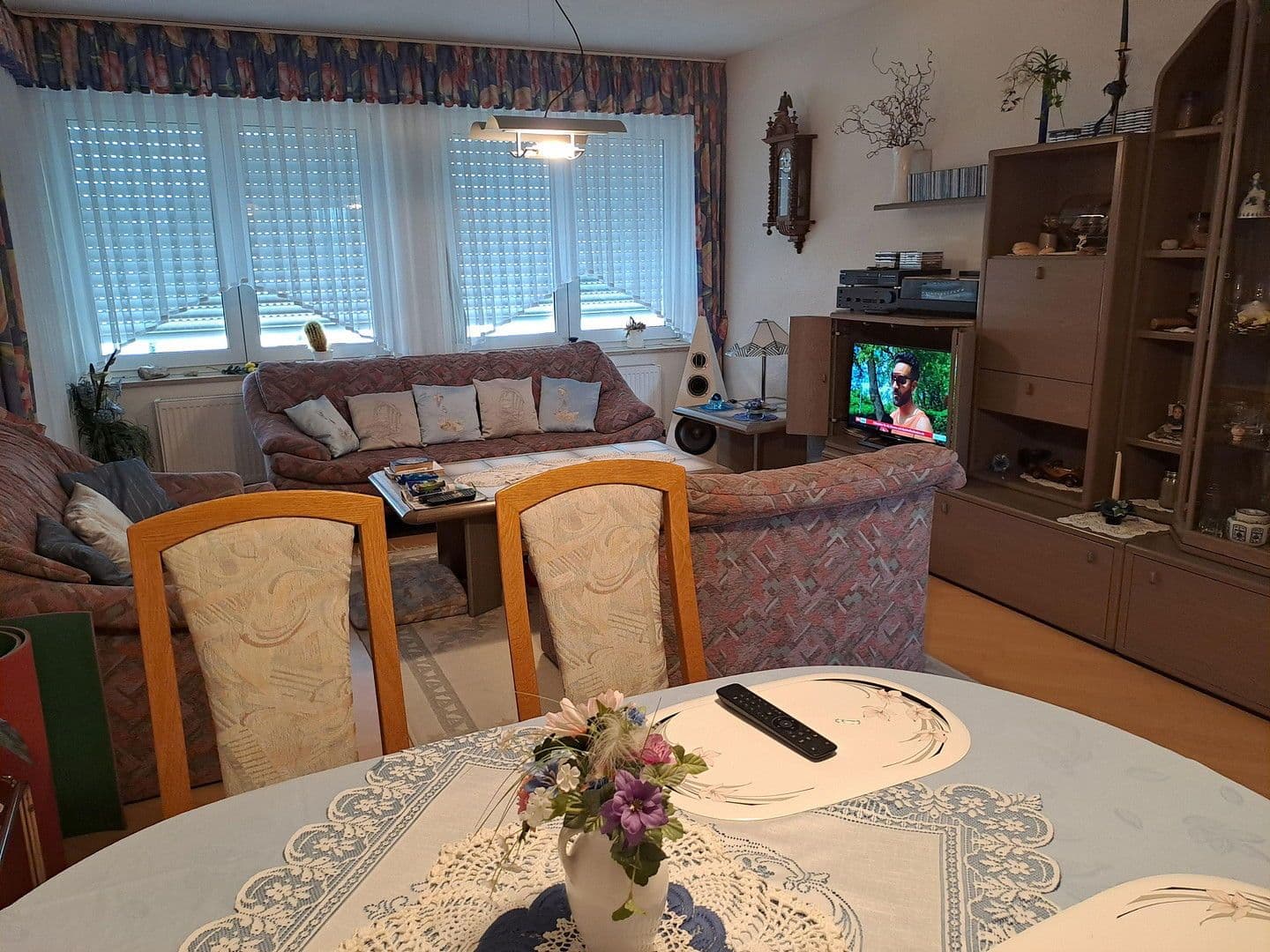 Pronájem bytu 4+1 90 m², Adelsdorf, Bavorsko Pronájem bytu 4+1 90 m², Adelsdorf, Bavorsko