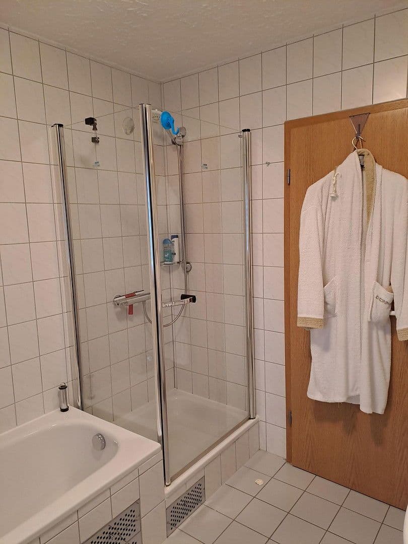 Pronájem bytu 4+1 90 m², Adelsdorf, Bavorsko Pronájem bytu 4+1 90 m², Adelsdorf, Bavorsko