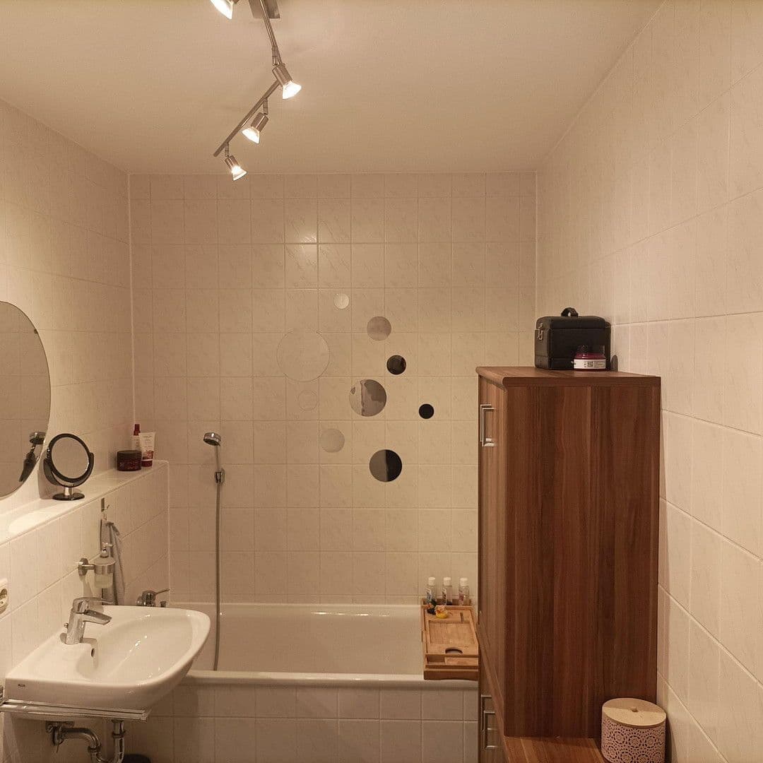 Pronájem bytu 2+1 65 m², Friesenstraße 14, Augsburg, Bavorsko Pronájem bytu 2+1 65 m², Friesenstraße 14, Augsburg, Bavorsko