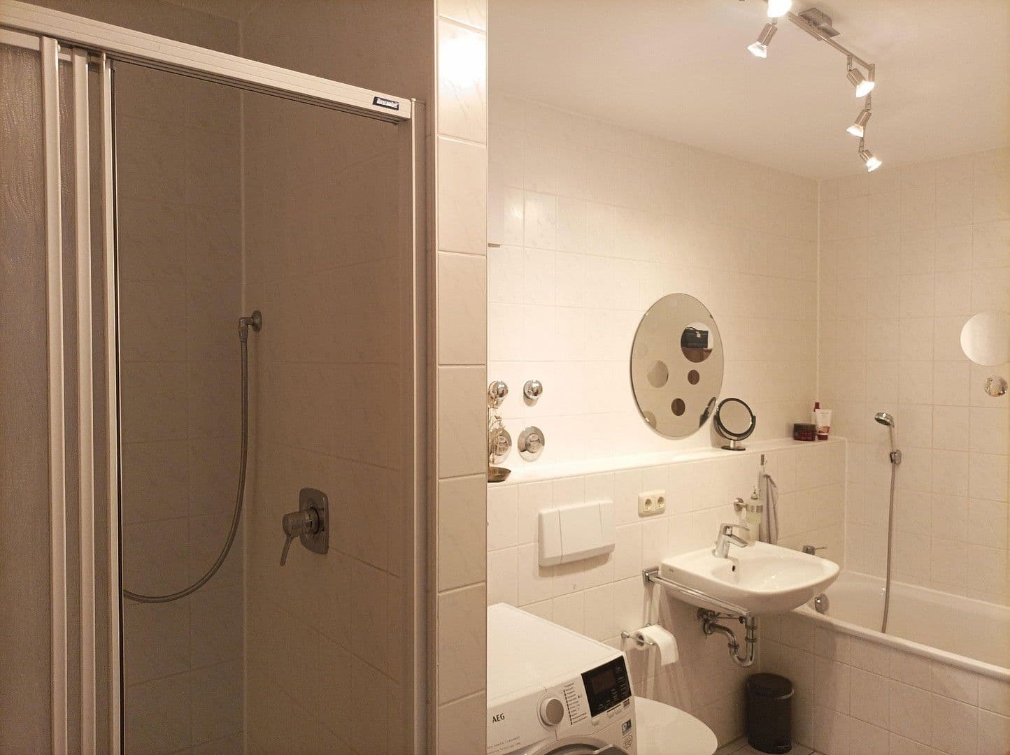 Pronájem bytu 2+1 65 m², Friesenstraße 14, Augsburg, Bavorsko Pronájem bytu 2+1 65 m², Friesenstraße 14, Augsburg, Bavorsko