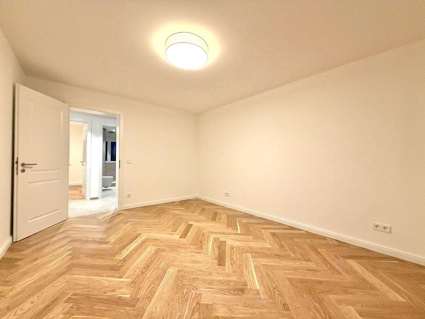 Prodej bytu 2+kk 60 m², Augsburg, Bavorsko Prodej bytu 2+kk 60 m², Augsburg, Bavorsko