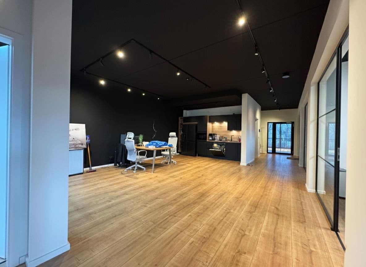 Pronájem kanceláře 200 m², Hohenloher Weg 44, Paderborn, Severní Porýní-Vestfálsko Pronájem kanceláře 200 m², Hohenloher Weg 44, Paderborn, Severní Porýní-Vestfálsko