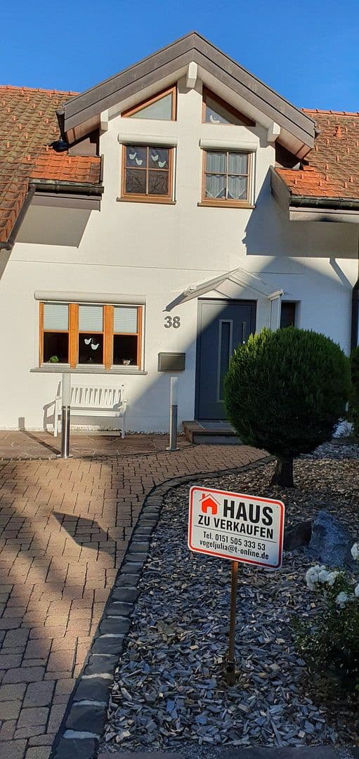 Prodej domu 145 m², pozemek 531 m², Kaisermatte 38, Görwihl, Bádensko-Württembersko Prodej domu 145 m², pozemek 531 m², Kaisermatte 38, Görwihl, Bádensko-Württembersko