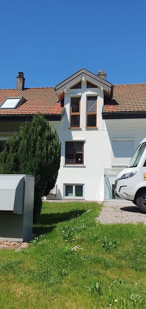 Prodej domu 145 m², pozemek 531 m², Kaisermatte 38, Görwihl, Bádensko-Württembersko Prodej domu 145 m², pozemek 531 m², Kaisermatte 38, Görwihl, Bádensko-Württembersko