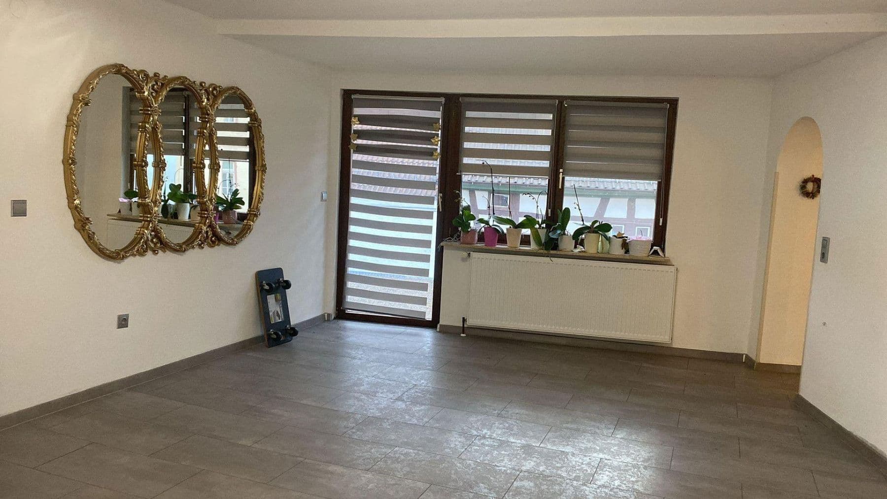 Pronájem bytu 3+1 100 m², Bickenbach, Hessen Pronájem bytu 3+1 100 m², Bickenbach, Hessen