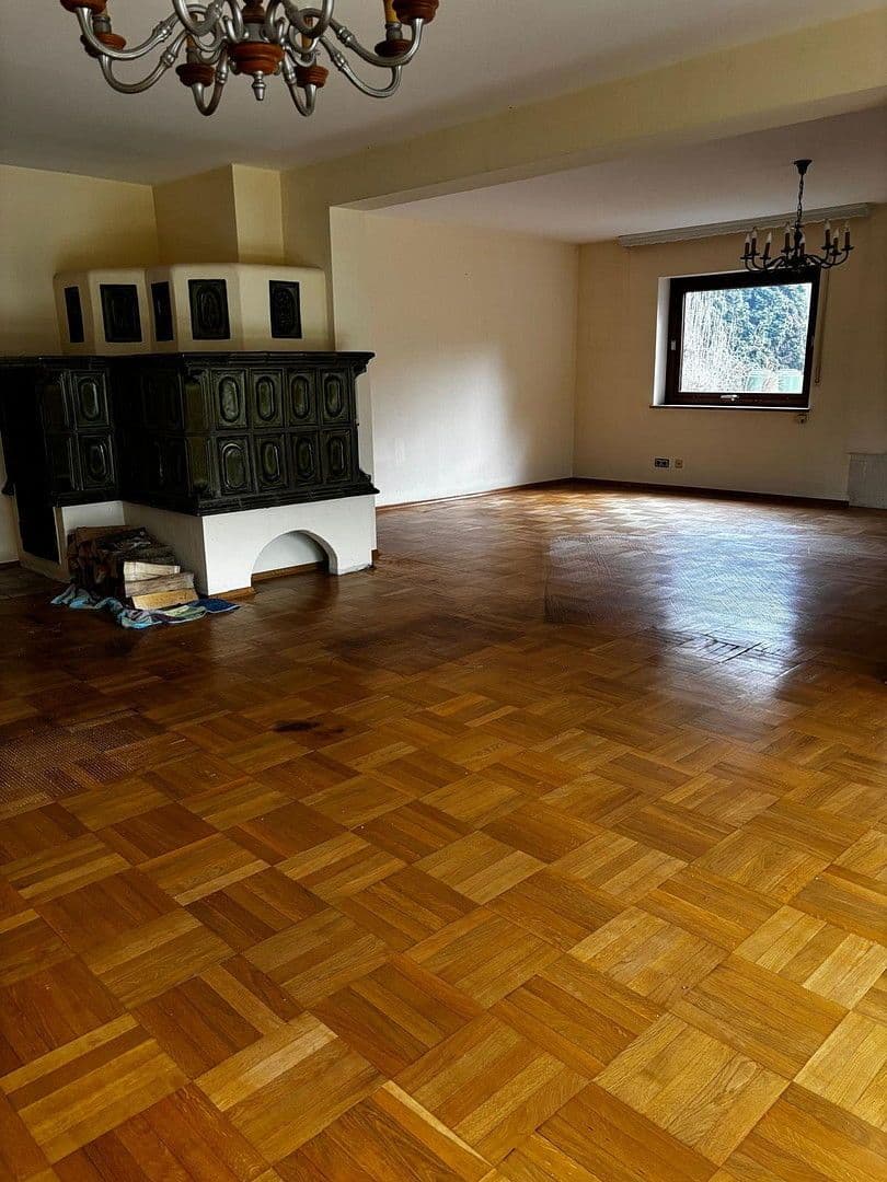 Prodej bytu 4+kk 152 m², Waldkirch, Bádensko-Württembersko Prodej bytu 4+kk 152 m², Waldkirch, Bádensko-Württembersko