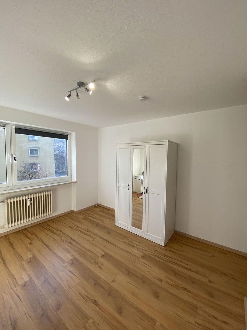 Pronájem bytu 1+1 80 m², Pfitznerstr, München, Bavorsko Pronájem bytu 1+1 80 m², Pfitznerstr, München, Bavorsko