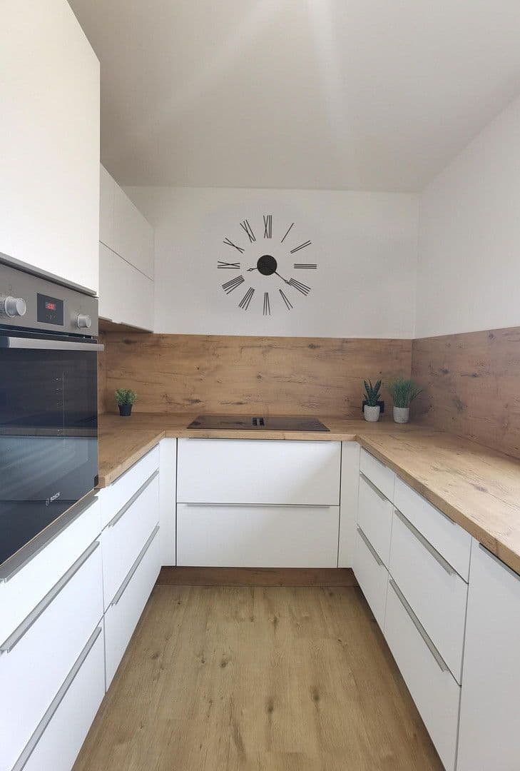 Prodej bytu 2+kk 78 m², Grenzstraße 25, Rielasingen-Worblingen, Bádensko-Württembersko Prodej bytu 2+kk 78 m², Grenzstraße 25, Rielasingen-Worblingen, Bádensko-Württembersko