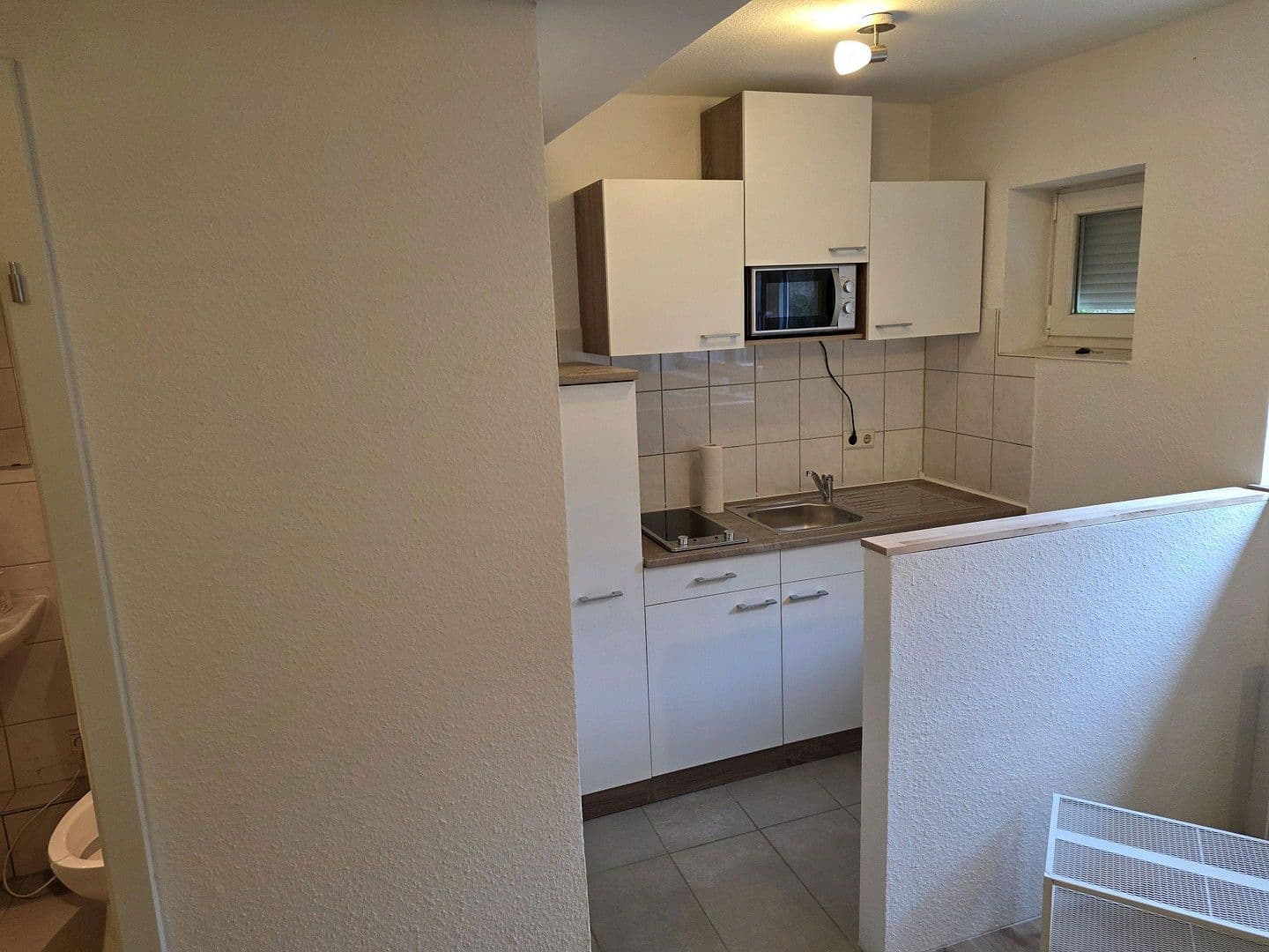 Pronájem bytu 1+1 25 m², Am Krebsbach 30, Rastatt, Bádensko-Württembersko Pronájem bytu 1+1 25 m², Am Krebsbach 30, Rastatt, Bádensko-Württembersko