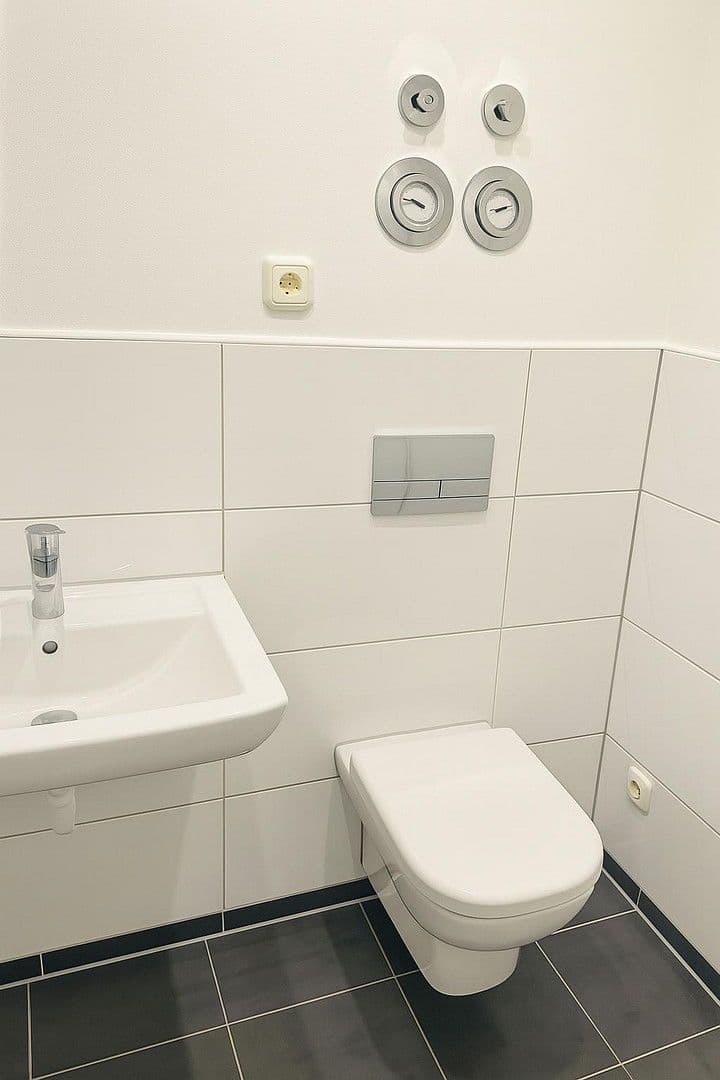 Prodej bytu 4+1 118 m², Elsastraße 23, Werder (Havel), Braniborsko Prodej bytu 4+1 118 m², Elsastraße 23, Werder (Havel), Braniborsko