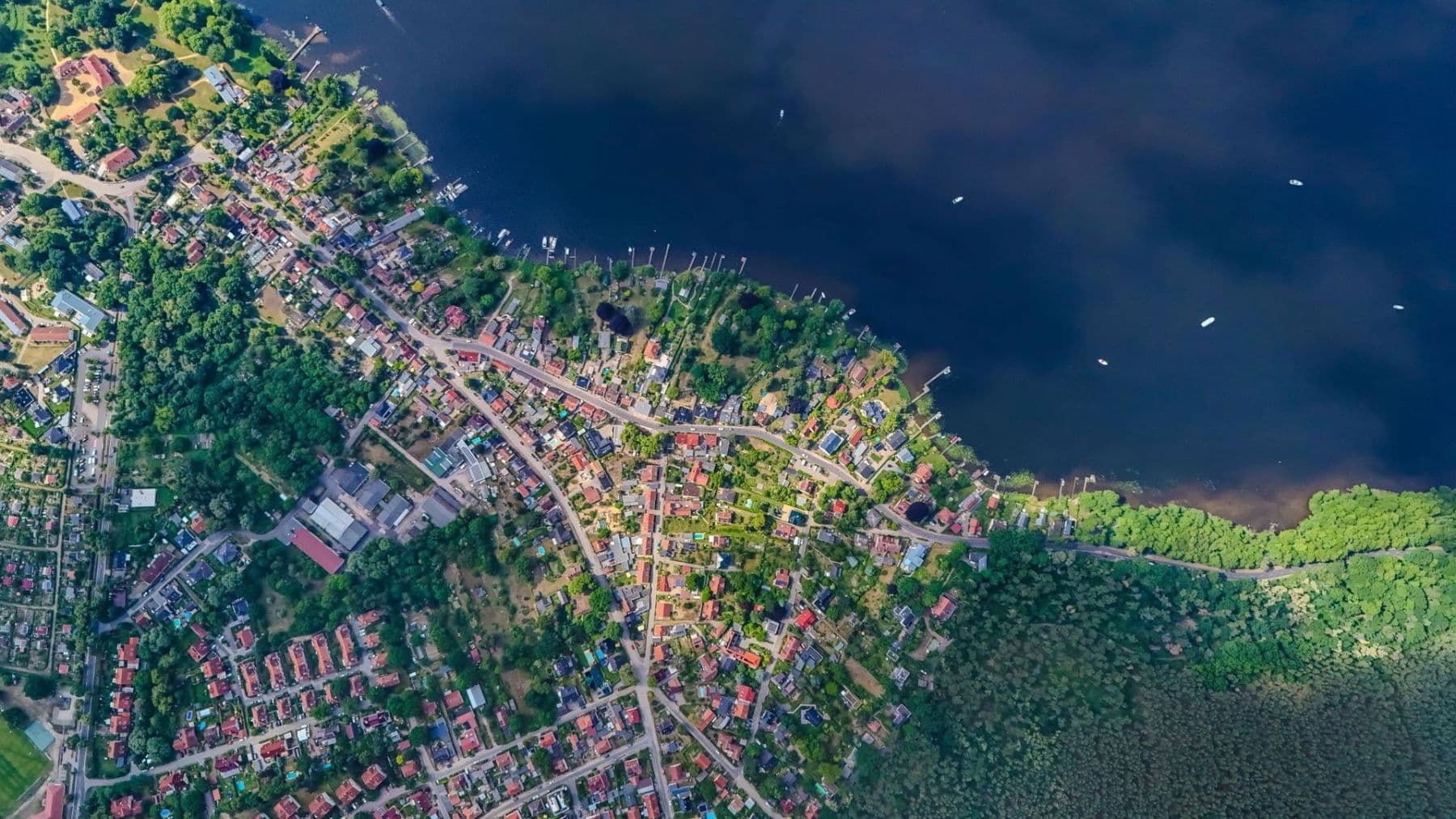 Prodej domu 144 m², pozemek 1.119 m², Schwielowsee, Braniborsko Prodej domu 144 m², pozemek 1.119 m², Schwielowsee, Braniborsko