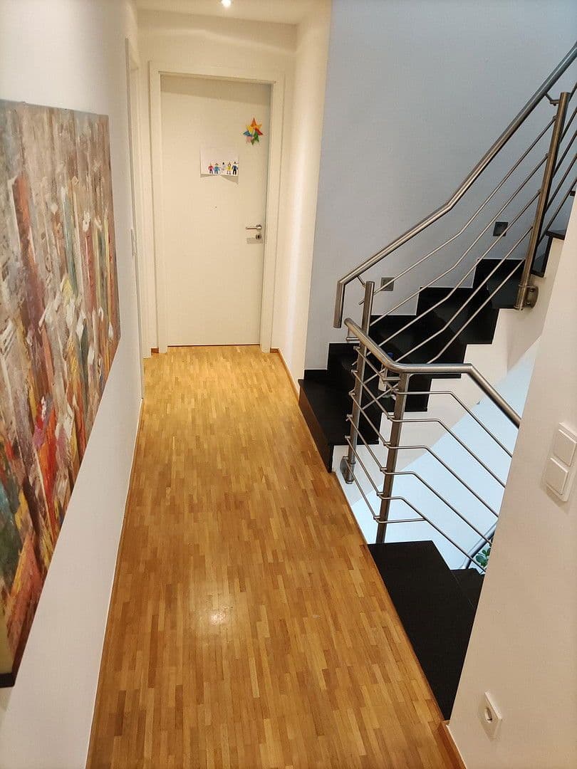 Prodej domu 160 m², pozemek 500 m², Wertherstraße, Bielefeld, Severní Porýní-Vestfálsko Prodej domu 160 m², pozemek 500 m², Wertherstraße, Bielefeld, Severní Porýní-Vestfálsko