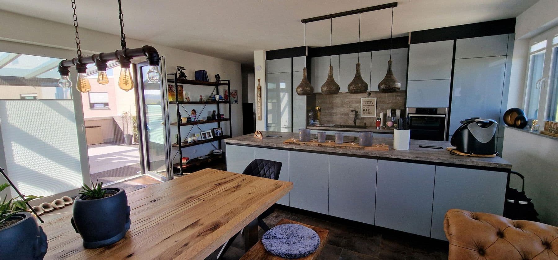 Prodej bytu 3+1 100 m², Bruchsal, Bádensko-Württembersko Prodej bytu 3+1 100 m², Bruchsal, Bádensko-Württembersko