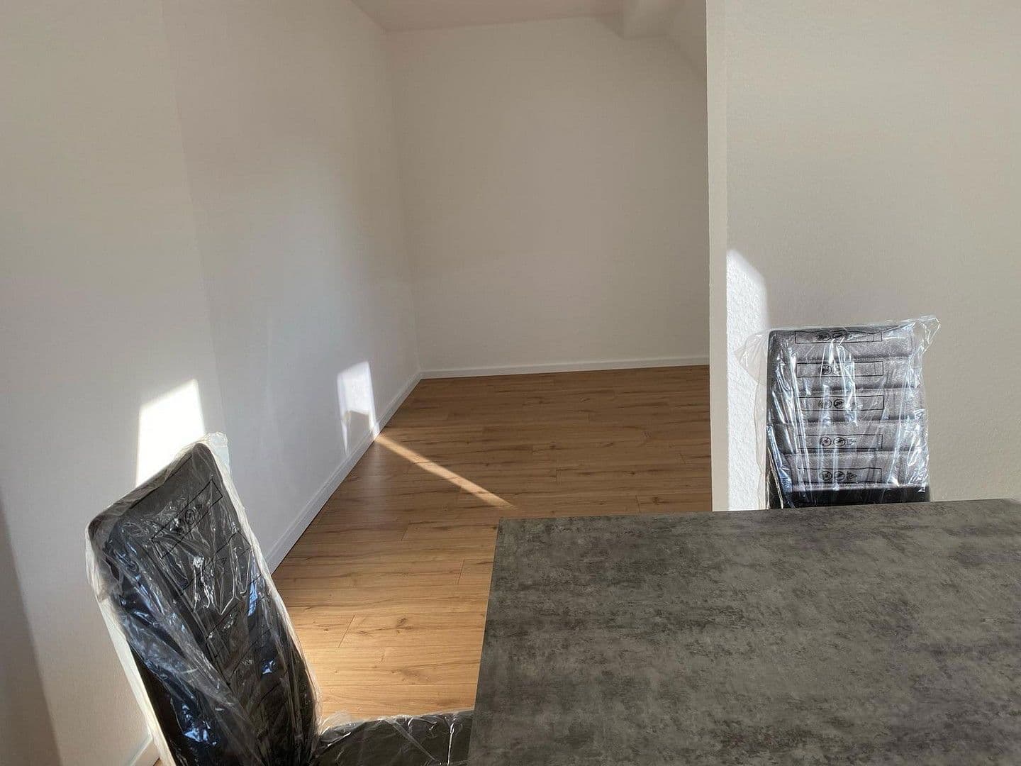 Pronájem bytu 3+1 46 m², Friedensstraße 19, Elsteraue, Sasko-Anhaltsko Pronájem bytu 3+1 46 m², Friedensstraße 19, Elsteraue, Sasko-Anhaltsko