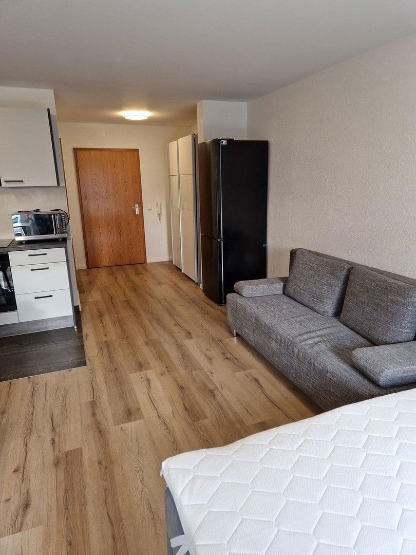 Pronájem bytu 1+1 34 m², Amselweg 11, Karlsruhe, Bádensko-Württembersko Pronájem bytu 1+1 34 m², Amselweg 11, Karlsruhe, Bádensko-Württembersko