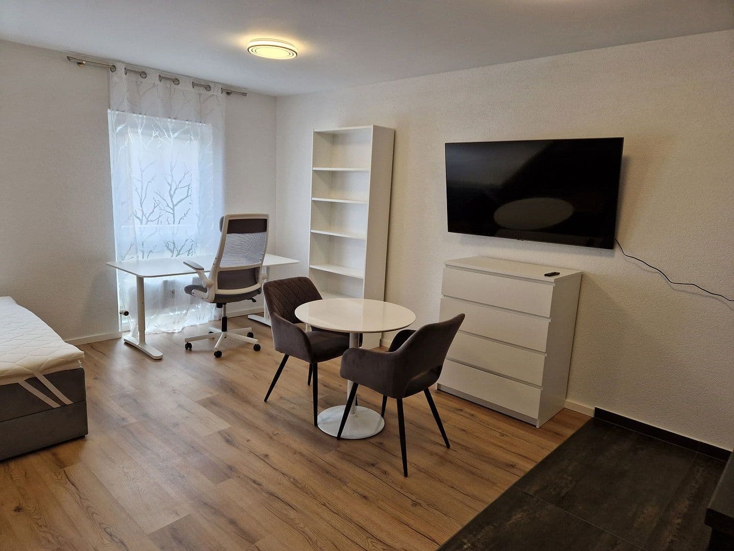 Pronájem bytu 1+1 34 m², Amselweg 11, Karlsruhe, Bádensko-Württembersko Pronájem bytu 1+1 34 m², Amselweg 11, Karlsruhe, Bádensko-Württembersko