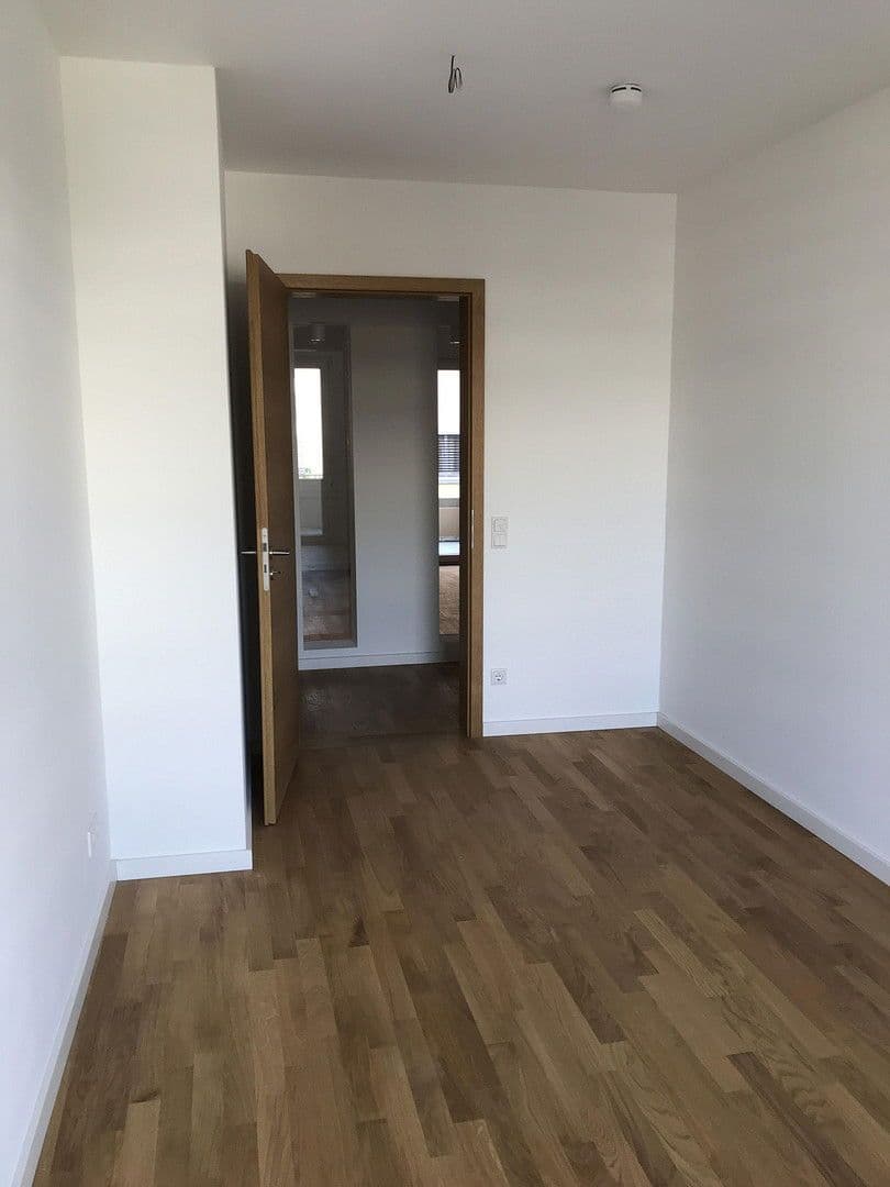 Pronájem bytu 3+1 104 m², Lange Str. 99, Fürth, Bavorsko Pronájem bytu 3+1 104 m², Lange Str. 99, Fürth, Bavorsko