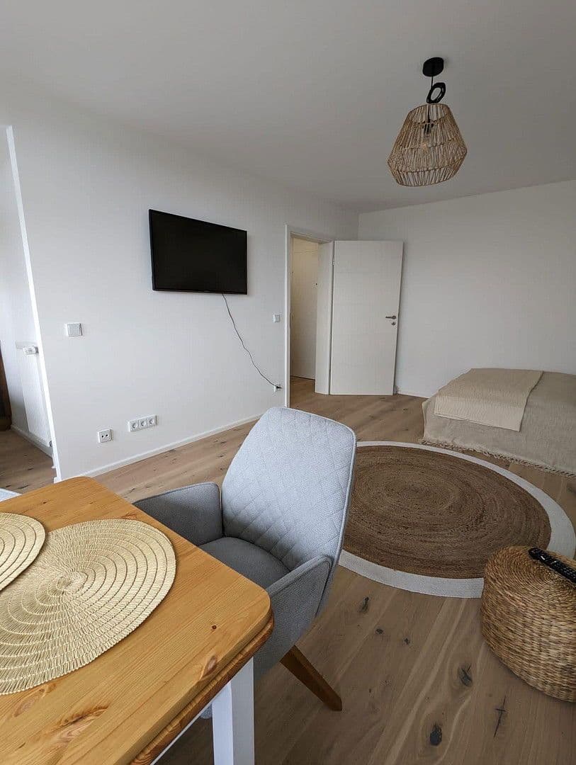 Pronájem bytu 1+1 36 m², München, Bavorsko Pronájem bytu 1+1 36 m², München, Bavorsko