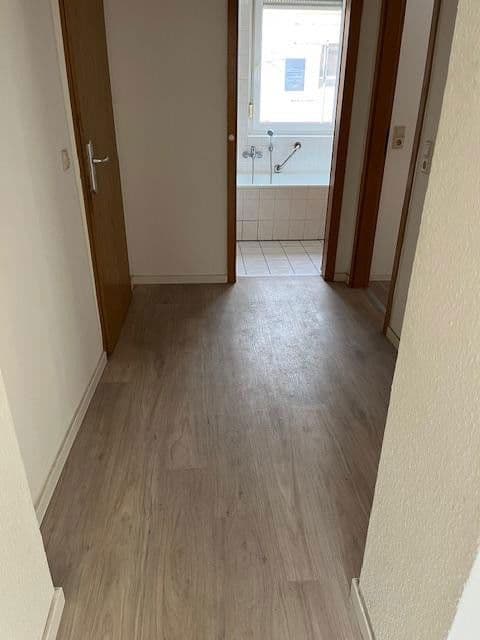 Pronájem bytu 2+1 42 m², Lindenstraße 3, Rackwitz, Sasko Pronájem bytu 2+1 42 m², Lindenstraße 3, Rackwitz, Sasko