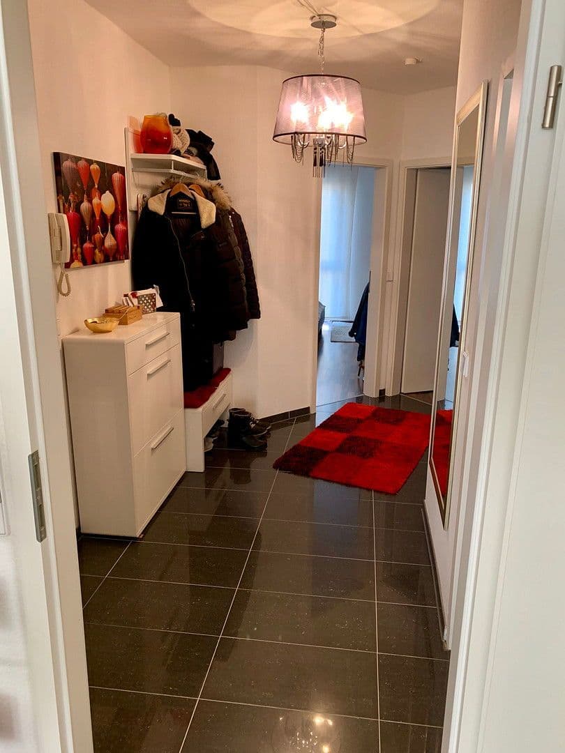 Pronájem bytu 3+1 80 m², Frankfurt, Hessen Pronájem bytu 3+1 80 m², Frankfurt, Hessen