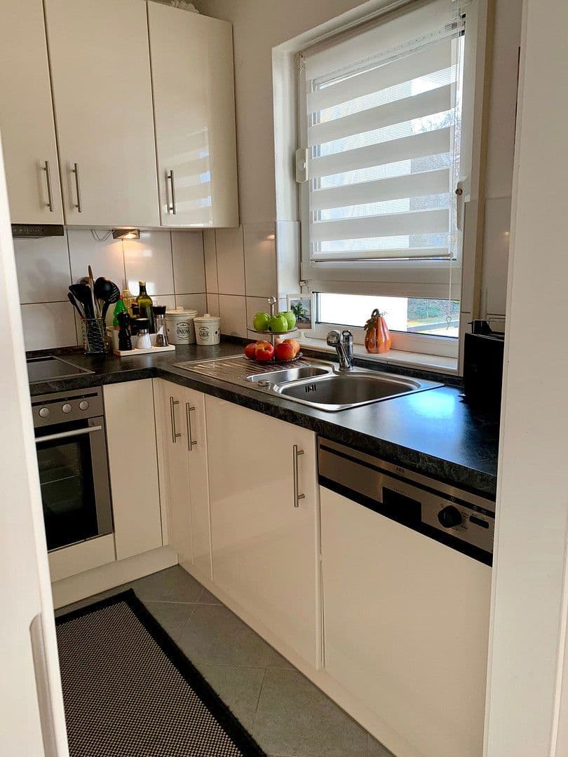 Pronájem bytu 3+1 80 m², Frankfurt, Hessen Pronájem bytu 3+1 80 m², Frankfurt, Hessen