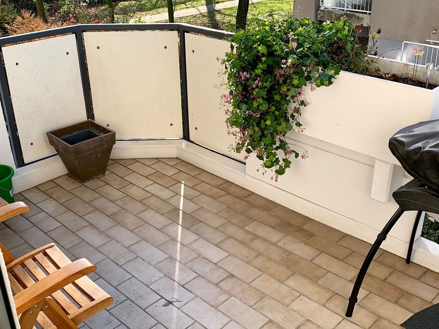 Pronájem bytu 3+1 80 m², Frankfurt, Hessen Pronájem bytu 3+1 80 m², Frankfurt, Hessen