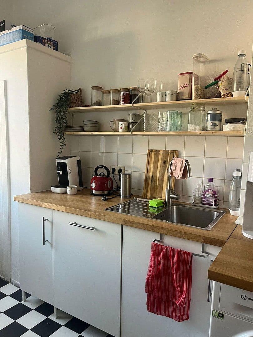 Prodej bytu 2+1 47 m², Karstadter Straße 22, Berlin, Berlín Prodej bytu 2+1 47 m², Karstadter Straße 22, Berlin, Berlín