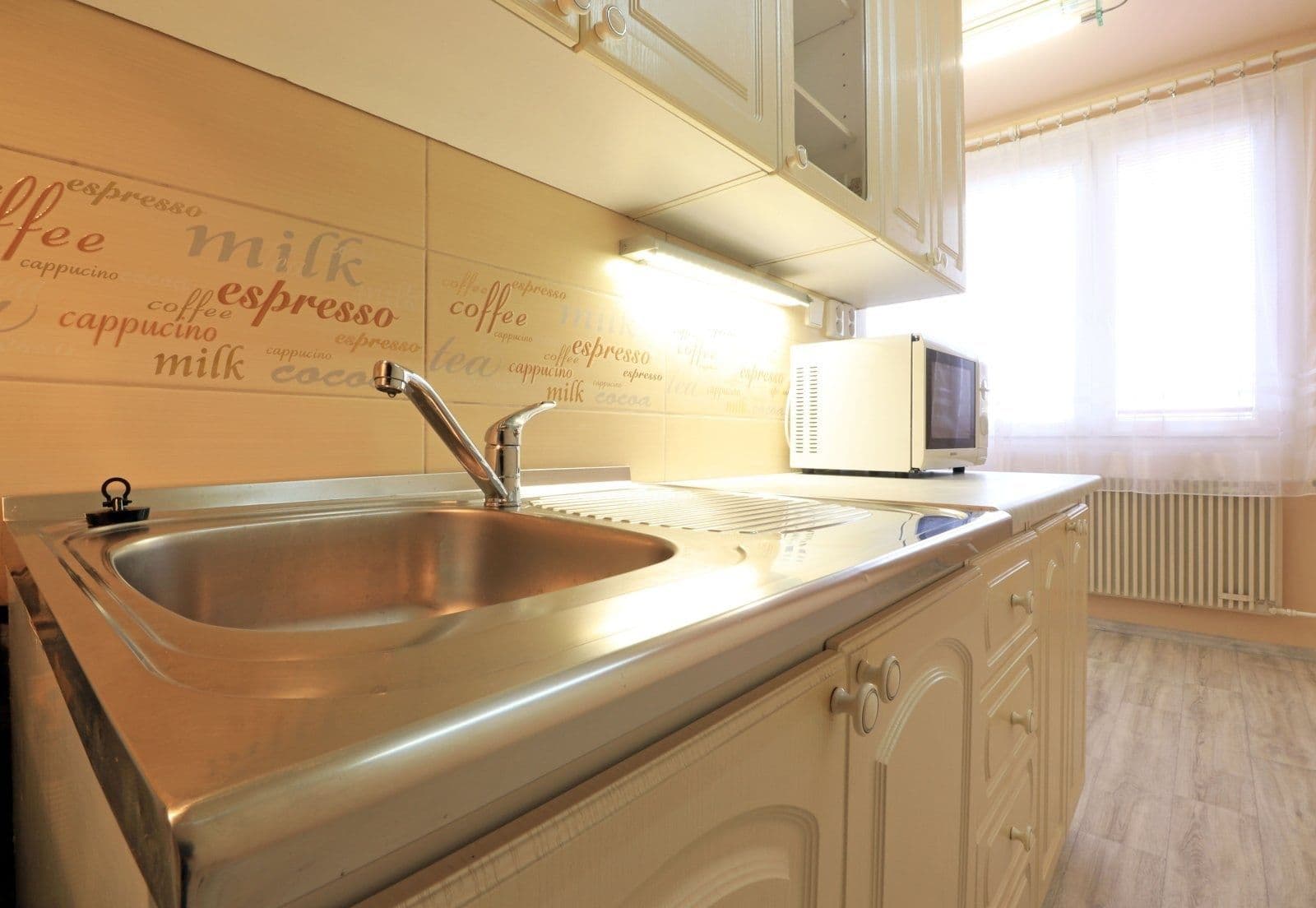 Pronájem bytu 2+1 62 m², Sokolovská, Plzeň, Plzeňský kraj Pronájem bytu 2+1 62 m², Sokolovská, Plzeň, Plzeňský kraj