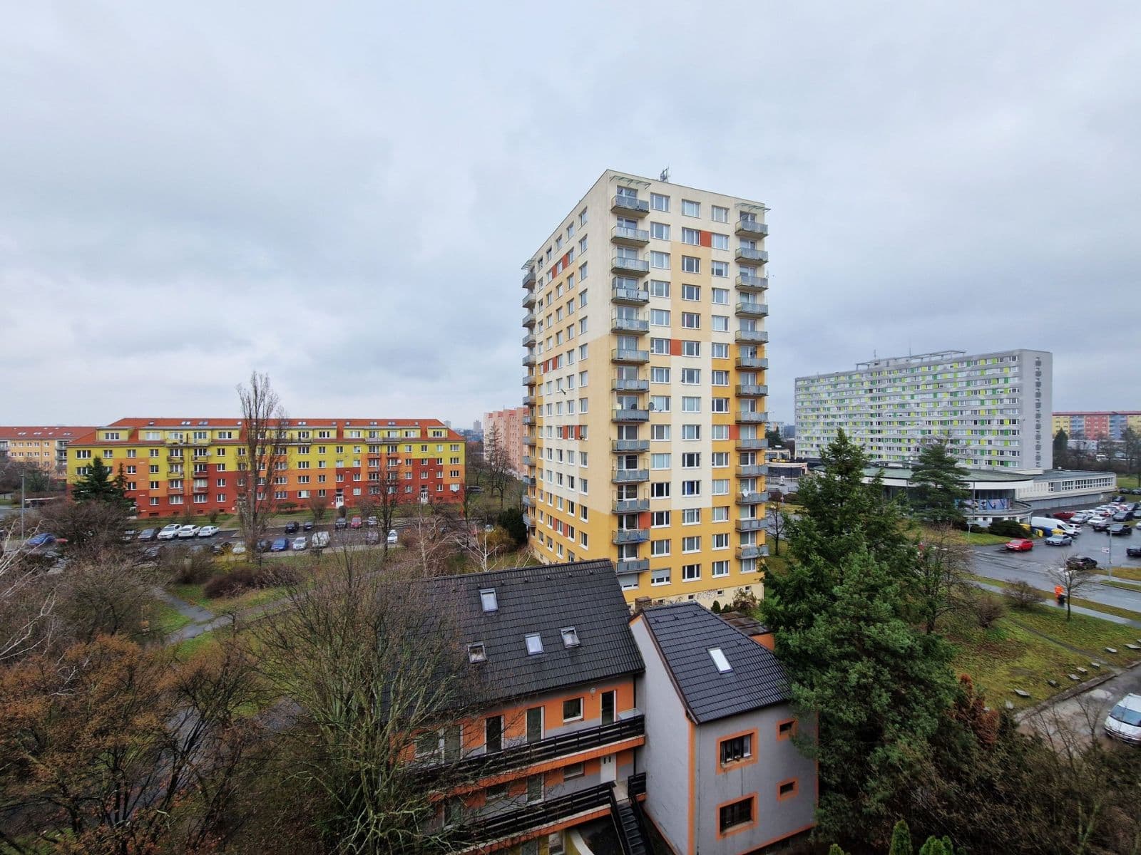 Pronájem bytu 3+1 69 m², Zvonková, Praha, Praha Pronájem bytu 3+1 69 m², Zvonková, Praha, Praha