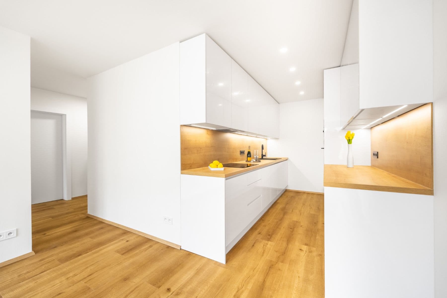 Prodej bytu 3+kk 67 m², Ke Kateřinkám, Praha, Praha Prodej bytu 3+kk 67 m², Ke Kateřinkám, Praha, Praha