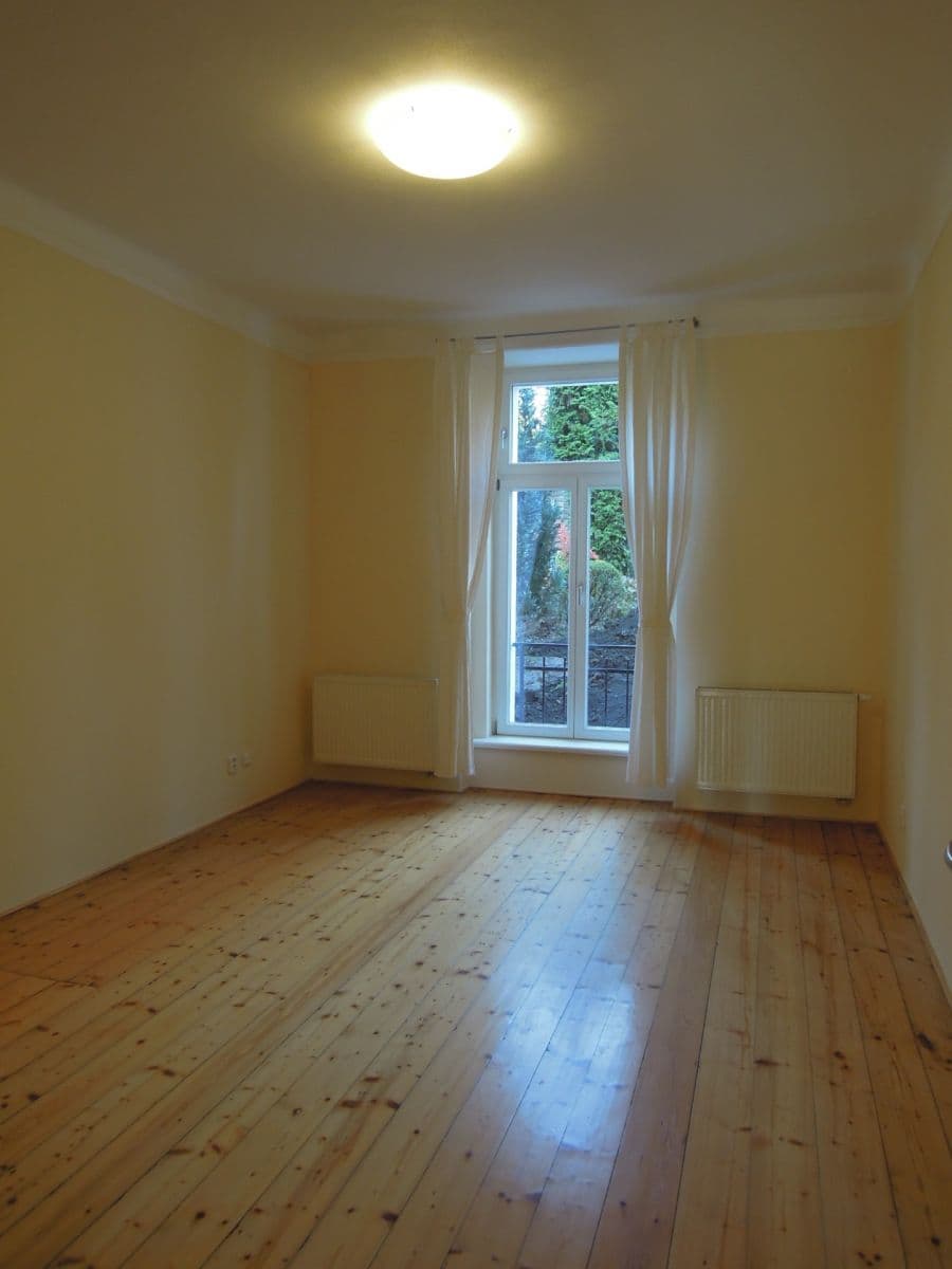 Pronájem bytu 2+kk 50 m², Kubišova, Praha, Praha Pronájem bytu 2+kk 50 m², Kubišova, Praha, Praha