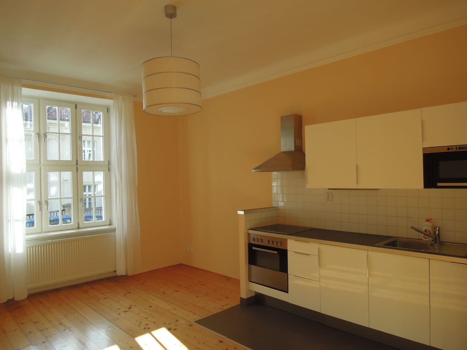 Pronájem bytu 2+kk 50 m², Kubišova, Praha, Praha Pronájem bytu 2+kk 50 m², Kubišova, Praha, Praha