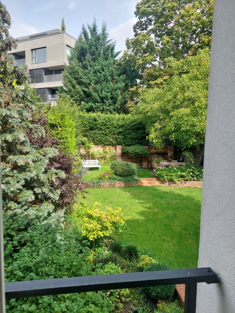 Pronájem bytu 2+kk 50 m², Kubišova, Praha, Praha Pronájem bytu 2+kk 50 m², Kubišova, Praha, Praha