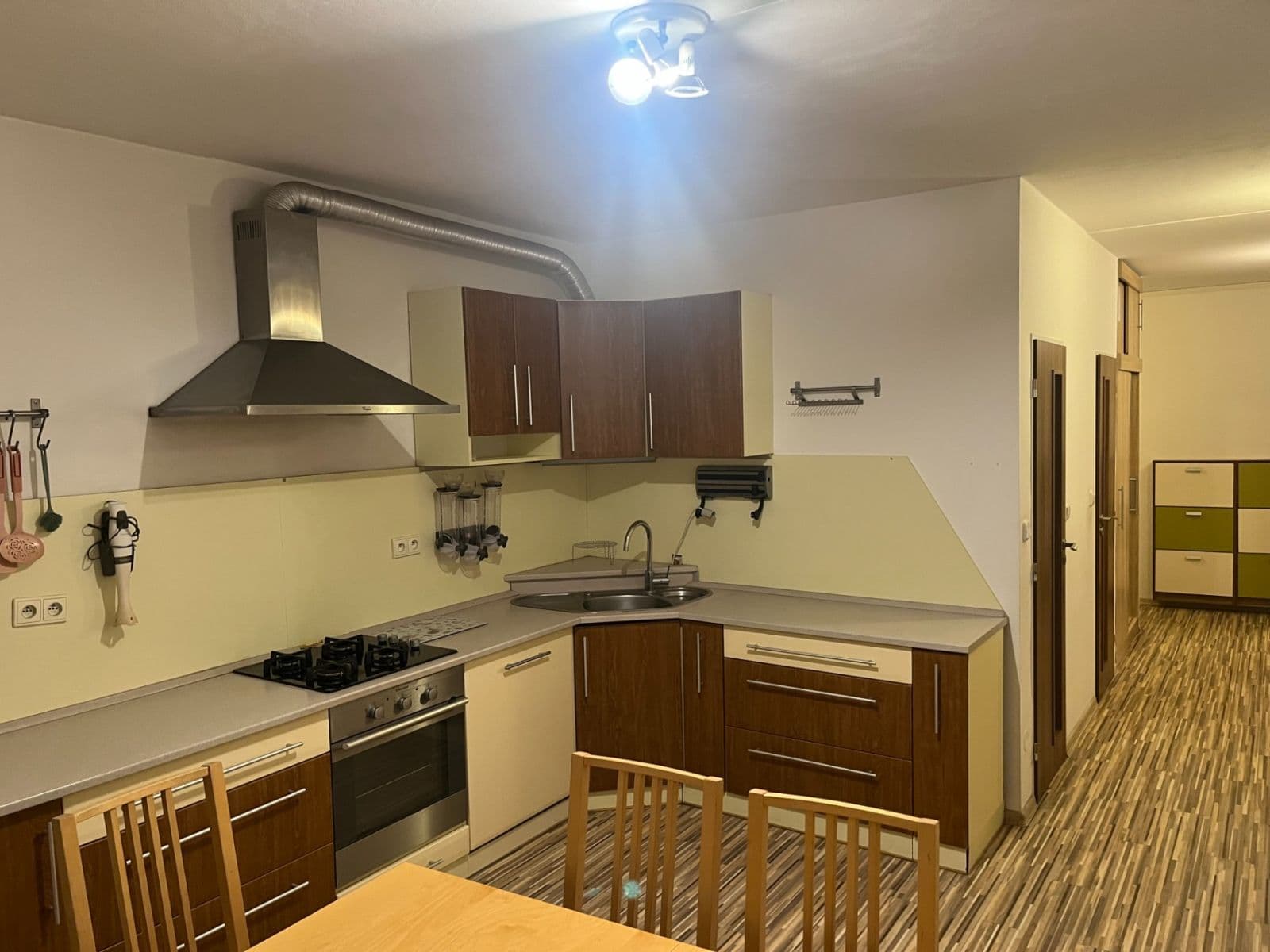 Prodej bytu 2+1 81 m², třída Edvarda Beneše, Hradec Králové, Královéhradecký kraj Prodej bytu 2+1 81 m², třída Edvarda Beneše, Hradec Králové, Královéhradecký kraj